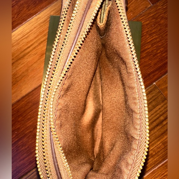 Coach Double Zipper Monogram Wristlet. Excellent condition. - Picture 11 of 12